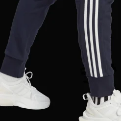 Essentials French Terry Tapered Cuff 3-Stripes Joggers, joggebukse, herre - T-Skjorter & Pique - Essentials French Terry Tapered Cuff 3-Stripes Joggers, joggebukse, herre