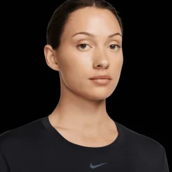 One Classic Dri-FIT Short Sleeve Top, t-skjorte, dame - Trenings- T-Skjorte & Topper - One Classic Dri-FIT Short Sleeve Top, t-skjorte, dame