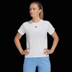 Train Essentials Minimal Branding Crewneck T-Shirt, t-skjorte, dame - Trenings- T-Skjorte & Topper - Train Essentials Minimal Branding Crewneck T-Shirt, t-skjorte, dame