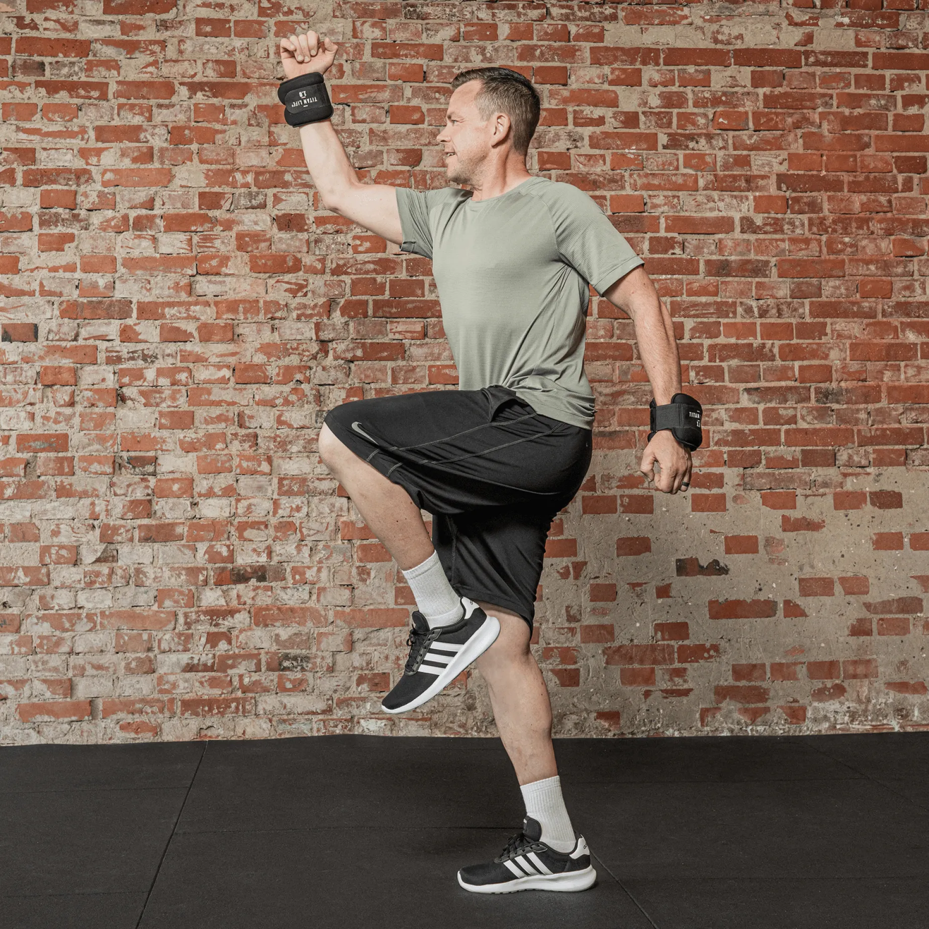 Titan Life - Wrist & Ankle Weight 1 kg, håndledds- og ankelvekter - Tilbehør Styrketrening - Titan Life - Wrist & Ankle Weight 1 kg, håndledds- og ankelvekter